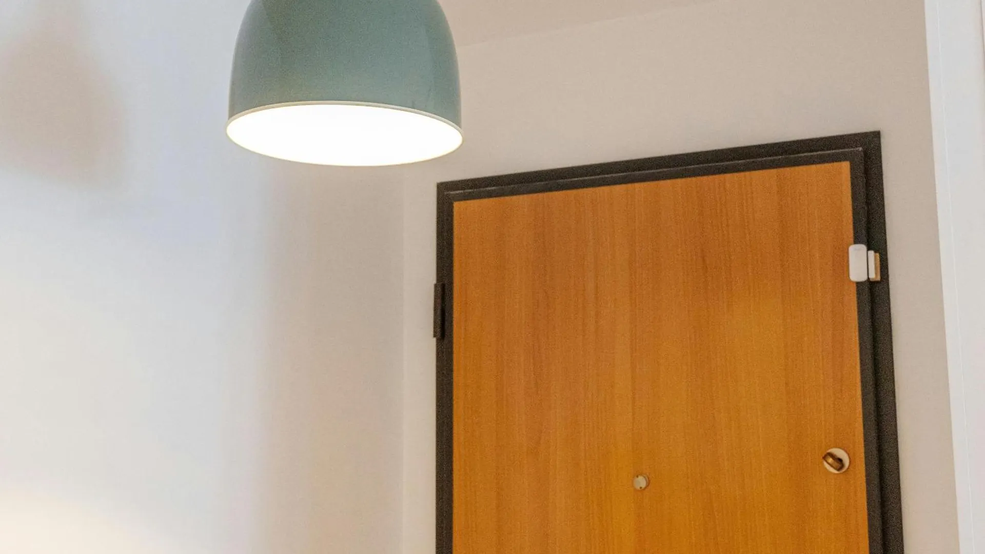 T2 Confort Lyonnais Metro Republique Garage Ferme Villeurbanne Apartment